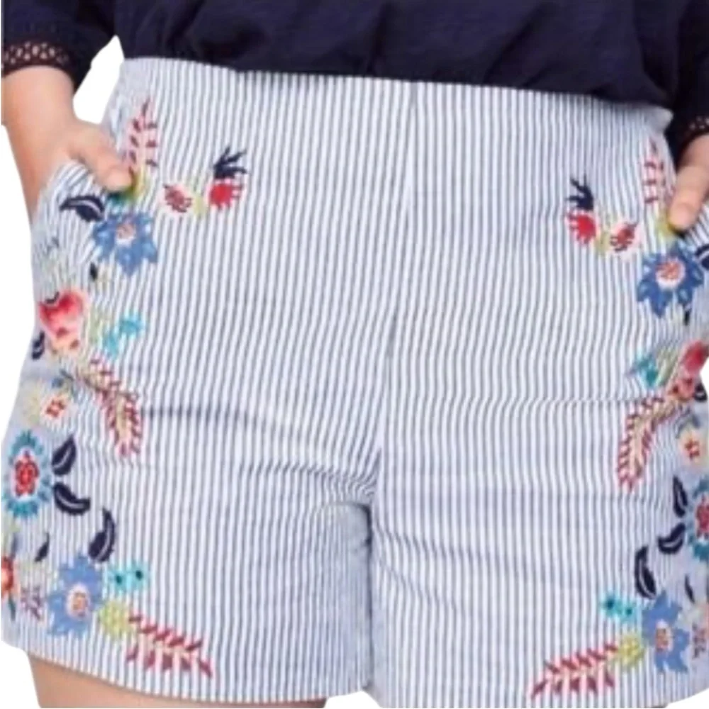 LOFT Boho Striped Embroidered High-Rise Shorts in Blue/White Size 4 -- SO PRETTY - Picture 8 of 10